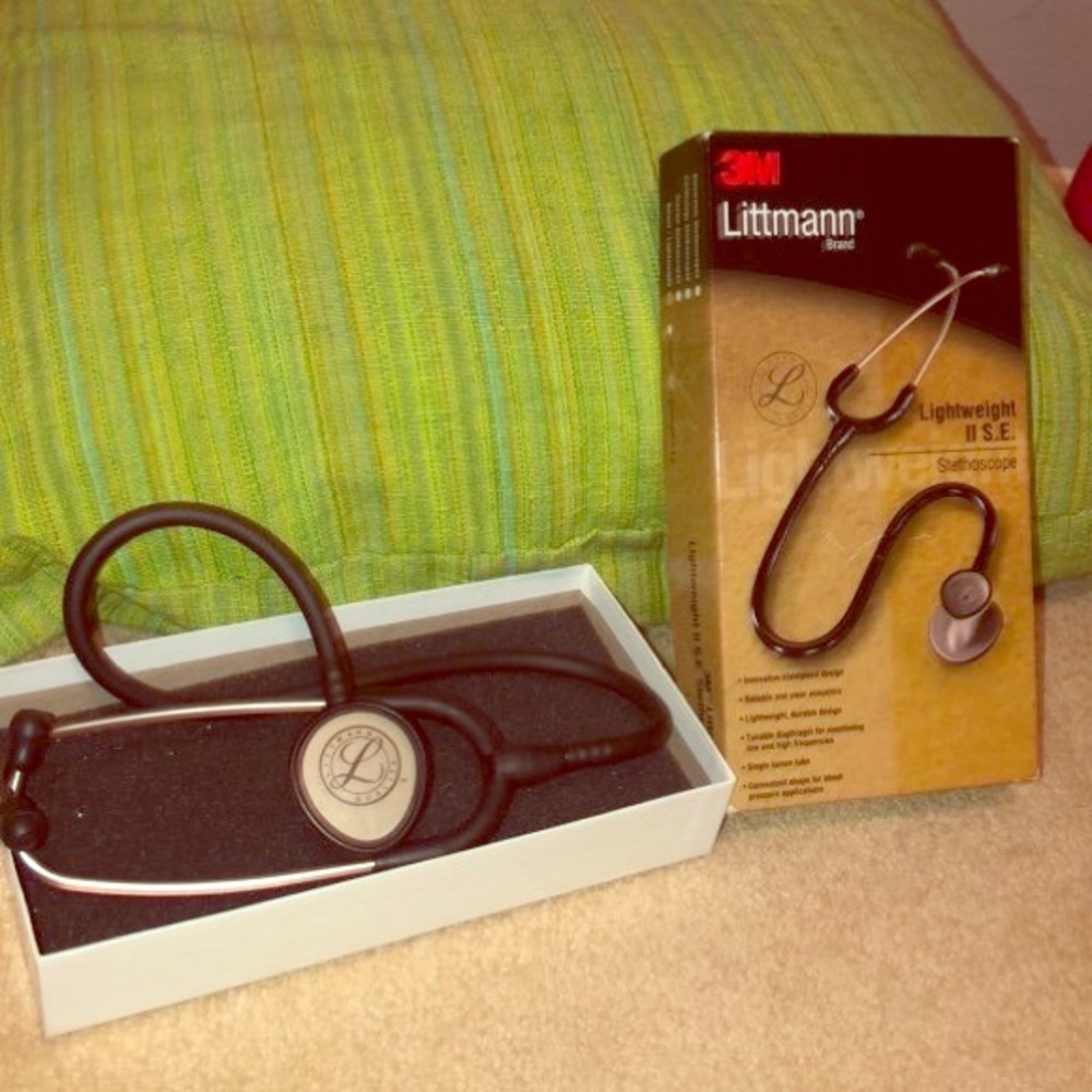 Black Littmann Stethescope Lightweight SE